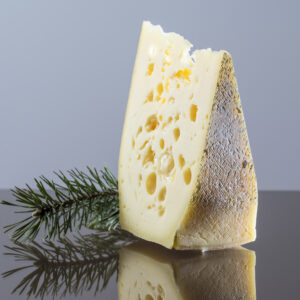 Sextner Bergkäse – vollfetter Südtiroler Bergkäse mit mild-nussigem Alpencharakter