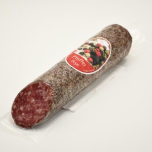 Salami im Pfeffermantel – kräftig-würzige Südtiroler Salamispezialität